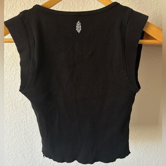 Free People Movement Scoop Neck Ribbed Crop Cap Sleeved Black XS - Picture 2 of 3